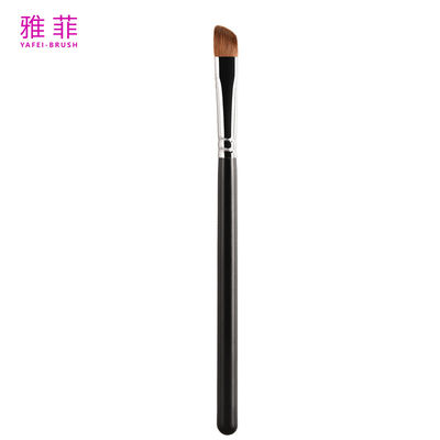comprar A47 Pincel de sombra de olho oblíquo em ângulo flácido com cauda de sabre de cabelo sintético misturado Fabricação em linha