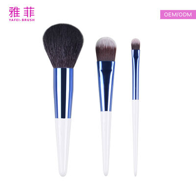 Pincel de concealer de grande cobertura em ângulo, Serviços OEM/ODM disponíveis - Código do produto: Y