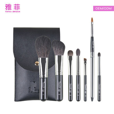 Medium Tongue-Shaped Classic Sable Hair Blending Brush, OEM/ODM Services Available-Product Code: Y12